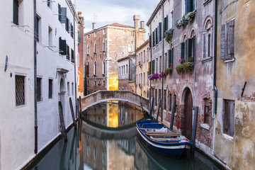 Obraz na płótnie Canvas Canal at Venice