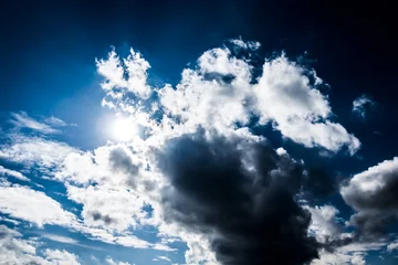 Fotobehang Huisarts Bluer Wolkenhimmel mit Sonne in der Schweiz  © TNabarlaz