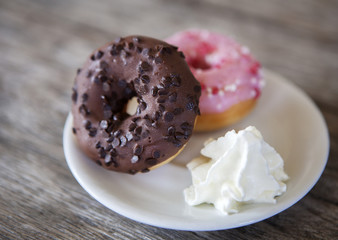 donuts et crème fraiche beignets