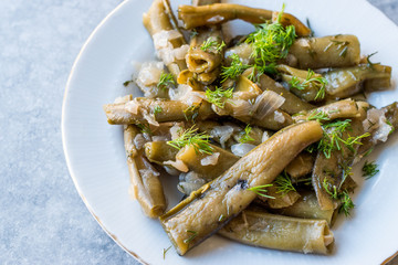 Turkish Food Broad Beans with Olive Oil and Dill / Zeytinyagli Bakla.