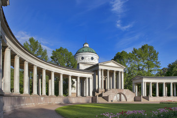 Temple-tomb Yusupov in Manor Arkhangelskoe - the palace and park ensemble of the late XVIII - early...
