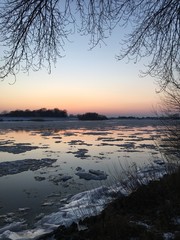 frozen sunset elbe river hamburg