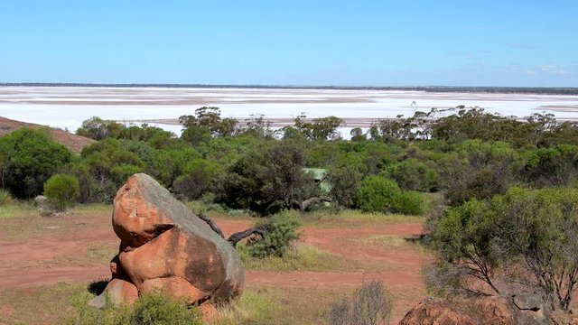 trockener Salzsee, Lake Brown, Blick vom Eaglestone Rock, Weizeng&uuml;rtel, Golden Outback, Wheatbelt, Westaustralien, Australien