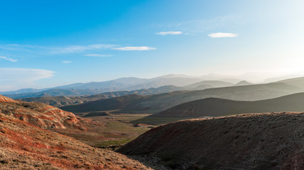 Obraz premium Beautiful mountain landscape in golden hour