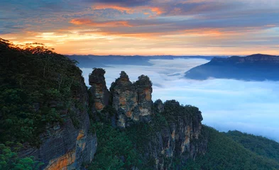 Fotobehang Three Sisters Schilderachtige zonsopgang Three Sisters Echo Point Blue Mountains, Australië