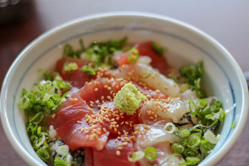 海鮮丼