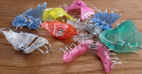 braces - Zahnspangen lose