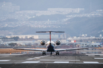 飛行機と滑走路