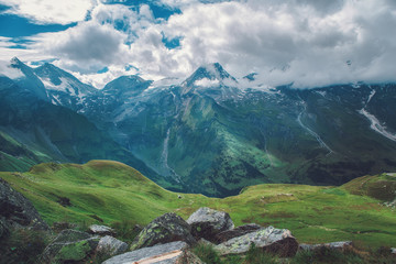 Fototapeta na wymiar Beautiful Mountain Panorama in Summer in the Austrian Alps