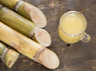 Juice and sugar cane - Saccharum officinarum