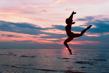 Gymnastik am Strand