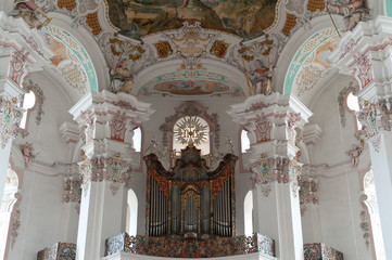 Orgel in der Wallfahrtskirche Sankt Peter und Paul in Steinhausen
