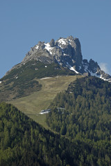 blick zur elferspitze &uuml;ber dem stubaital