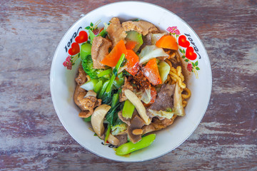 Ready for the delicious. Noodles in Thick Gravy with pork and mu
