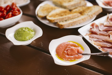 Breakfast with vegetables and ham.