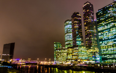 Fototapeta na wymiar MOSCOW, RUSSIA - DECEMBER, 27, 2017: Skyscrapers of The Moscow International Business Center at night