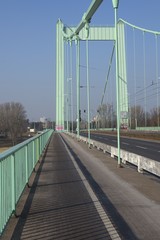 Fußweg Mülheimer Brücke