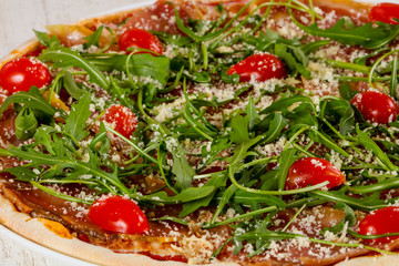 Pizza with hamon