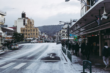Fototapeta premium 京都 冬景色 街並み