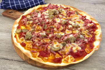 pizza jambon et champignons