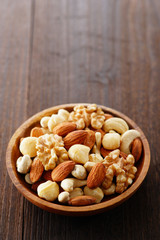 ミックスナッツ