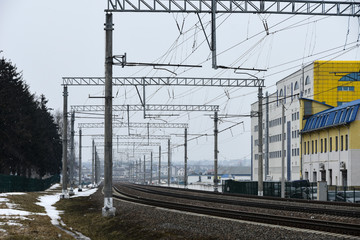 Electrified railway in the city stopping point