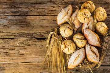 Knusprige brötchen vom Bäcker