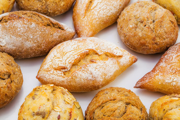 Knusprige brötchen vom Bäcker