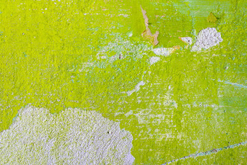 green repair wall with scratch