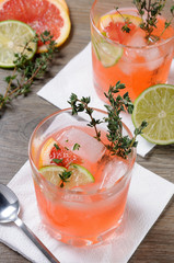 Muddled lime and thyme, combined with fresh grapefruit juice and delicious bourbon, it’s the perfect  cocktail   to serve at any occasion