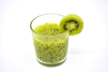 smoothie with kiwi