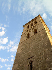 Fototapeta na wymiar view of saint tower take on Toledo over blue sky