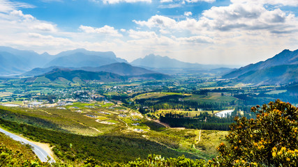 Naklejka premium Spectacular view of Franschhoek Pass, also called Lambrechts Road R45, which runs along Middagskransberg between Franschhoek and Villiersdorp in the Western Cape Province of South Africa