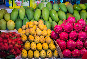 Fresh fruits and vegetables, video montage