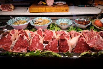 イタリア料理 Tボーン・ステーキ ビステッカ