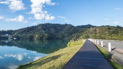 Fototapeta premium Wooden bike trail at Sun Moon Lake 1