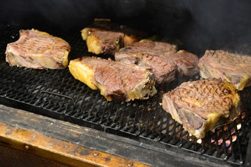 イタリア料理 Tボーン・ステーキ ビステッカ