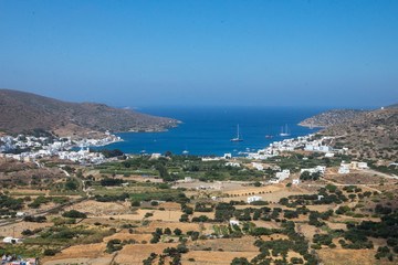 Fototapeta na wymiar Panoramic view from the port of Amorgos at daytime.
