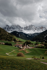 Fototapeta na wymiar View of the dolomite alps in the north of Italy