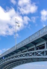 Fototapeta premium The Theodor-Heuss Bridge connects Mainz Kastel City with Wiesbaden City