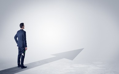 Obraz premium Man with object in his hand on the direct way to success