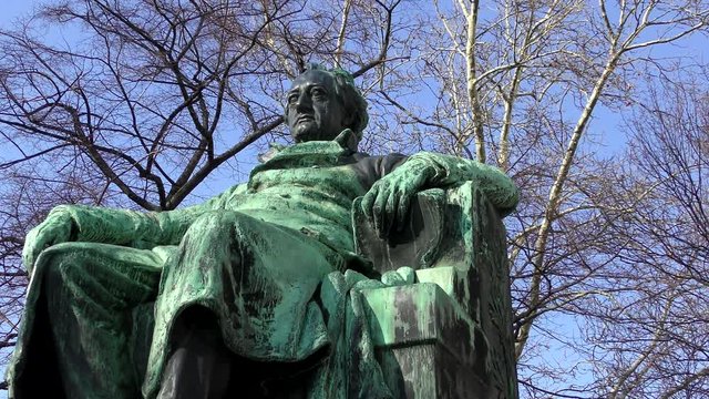 Denkmal Johann Wolfgang von Goethe, Wien, Burgring, Dichter 