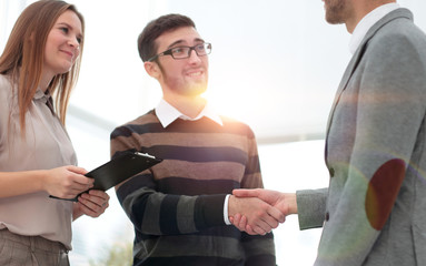 handshake between the Manager and the client