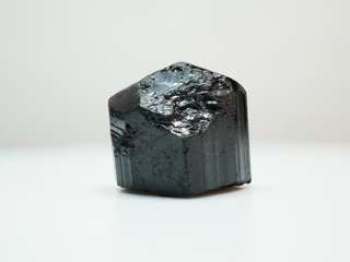 Schöner schwarzer Turmalin Makro Stack