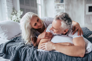 Fototapeta premium Senior couple at home