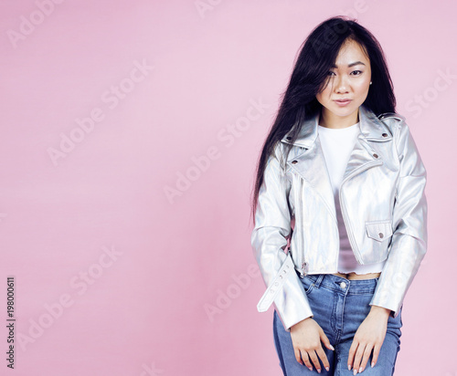 740 Koleksi Jaket Model Korea Modern HD Terbaik