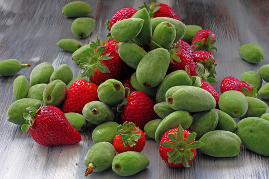 &Ccedil;ağla , badem , &Ccedil;ilek ,