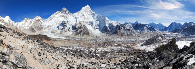 Mount Everest and Khumbu Glacier panorama