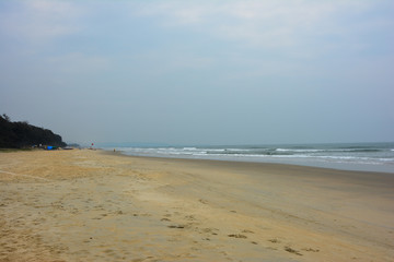 Fototapeta na wymiar Spiaggia Varca in Goa 2 