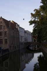 Fototapeta na wymiar Bruges canal golden hour